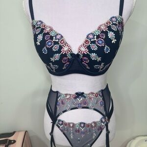 Victorias Secret jewel embroidery lingerie set 💎✨👑